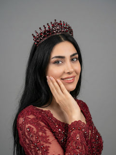 Mit Kristallsteinen Brautkrone im Königinnen-Stil funkelnd Hochzeits-Haaraccessoire