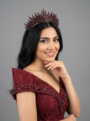 Auffällig mit Steinen Prinzessinnenkrone – Henna- und Verlobungskrone