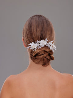 Elegant mit Blumendetails Braut Haarkamm – handgefertigt Perle und Kristall Haaraccessoire