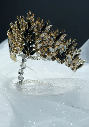 Zweifarbige Kristall-Brautkrone – auffällige Prinzessinnenkrone mit Silber- und Golddetails