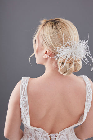 Auffällig mit Federn und Kristall Braut-Haaraccessoire – Dutt für funkelnd Design