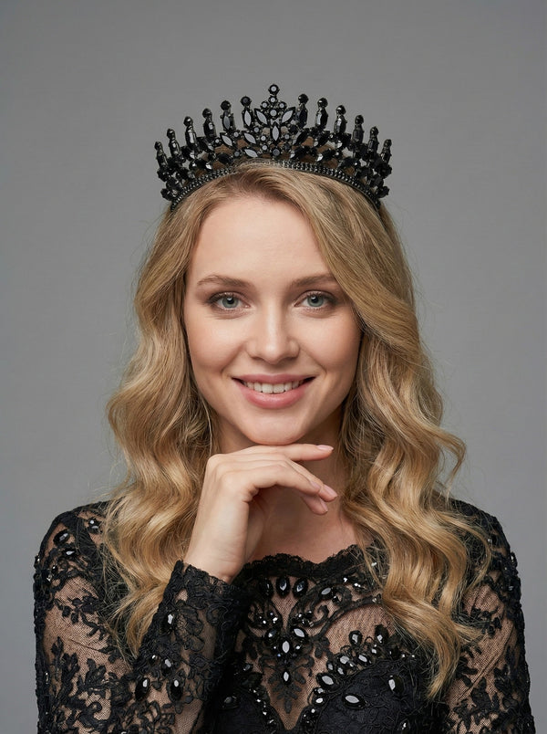 Mit Kristallsteinen Brautkrone im Königinnen-Stil funkelnd Hochzeits-Haaraccessoire