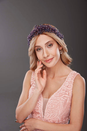 Üppig Blumen und Kristall-Brautkrone – auffällig und elegant Haaraccessoire