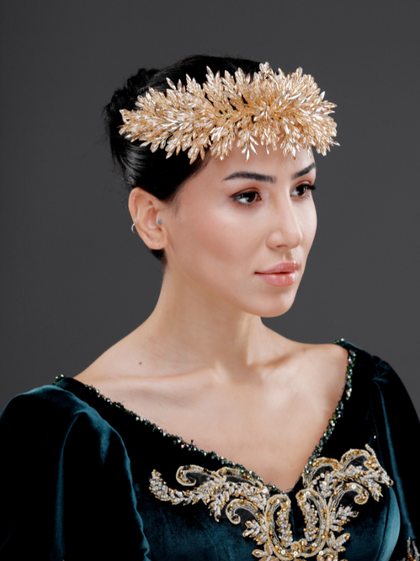 Üppig Kristall mit Blattdetails Brautkrone – funkelnd elegant Braut Headpiece