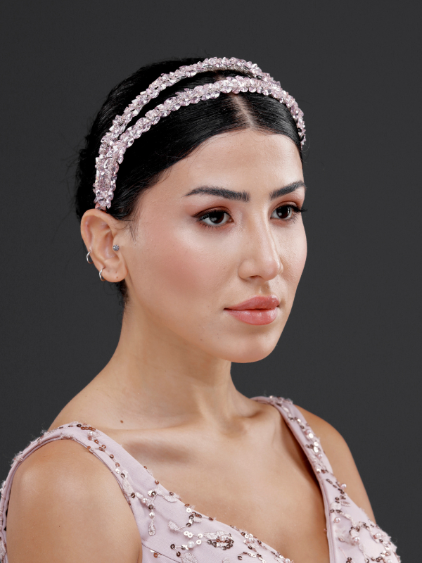 Zweireihig Kristall-Brautkrone – elegant und modern Haaraccessoire