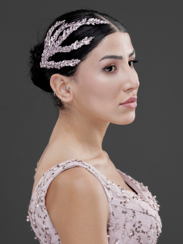 Blattförmig Kristall Braut Haarkamm – elegant funkelnd Dutt Accessoire