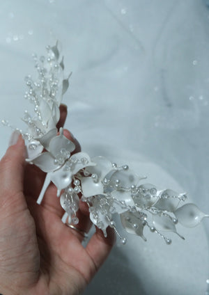 Elegant mit Blattmotiv Haarspange