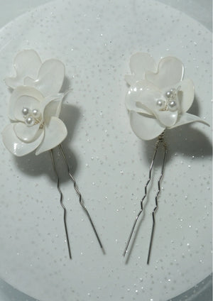 2-teilig mit Perlen mit Blumen Haarspange