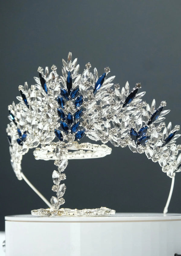 Zweifarbige Kristall-Brautkrone – auffällige Prinzessinnenkrone mit Silber- und Golddetails