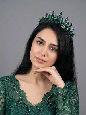 Mit Kristallsteinen Brautkrone im Königinnen-Stil funkelnd Hochzeits-Haaraccessoire
