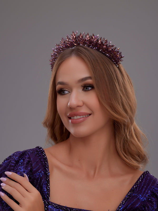 Elegant Braut Kristallkrone – Stein und mit Kristallperlen Hochzeits-Haaraccessoire