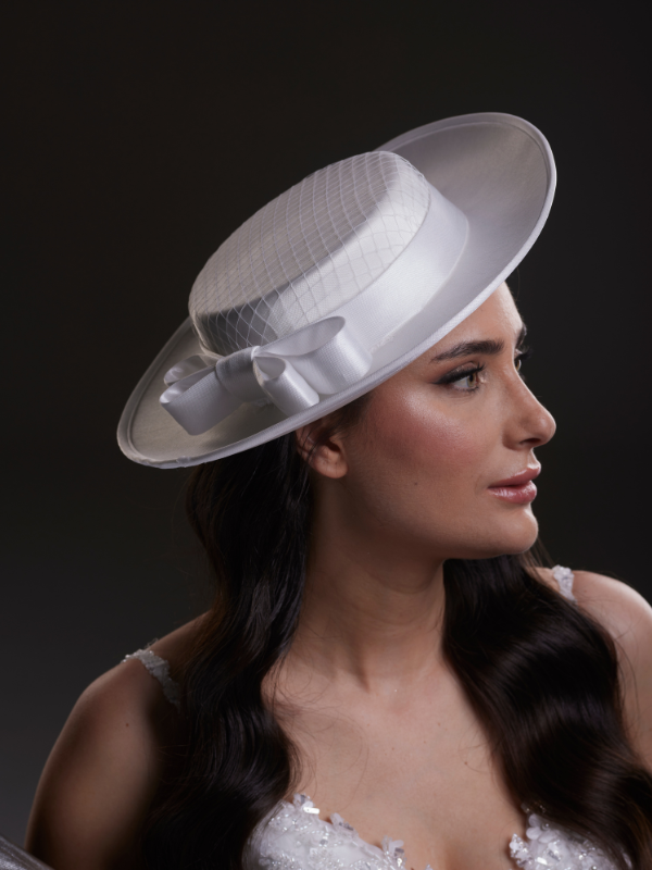 Satin mit Netzschleier Weiß Brauthut – fein mit Schleife modernes Design