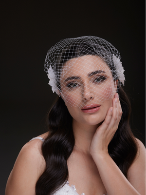Vintage-Stil Kafes Tüllü Braut-Haaraccessoire – mit Blumendetails Standesamt Filesi